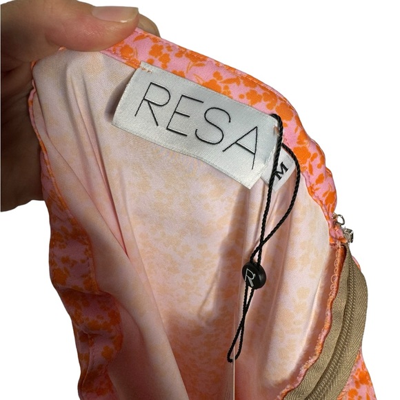 RESA | NWT Isla Midi Skirt in Summerland M - Picture 6 of 9